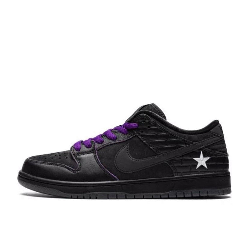Nike SB Dunk Low x Familia Skateshop x First Avenue