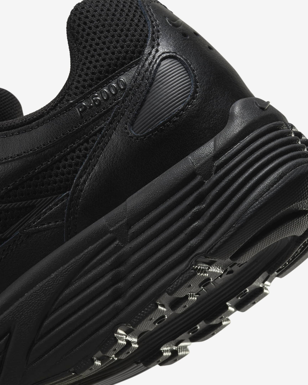 Nike P-6000 Black