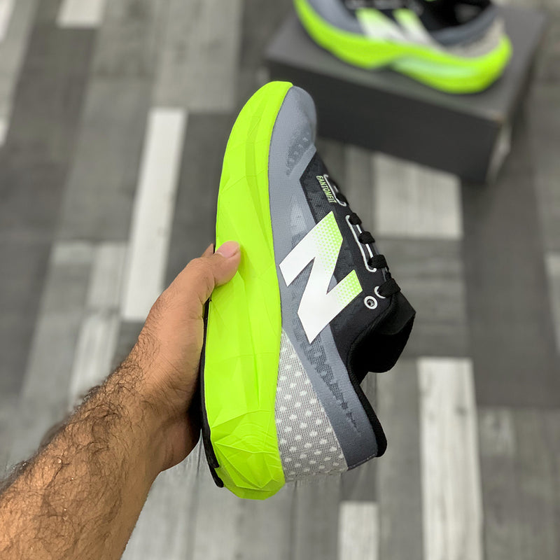 New Balance FuelCell Rebel v4 Black Lime