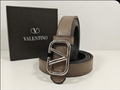 Valentino Garavani VLogo Signature belt