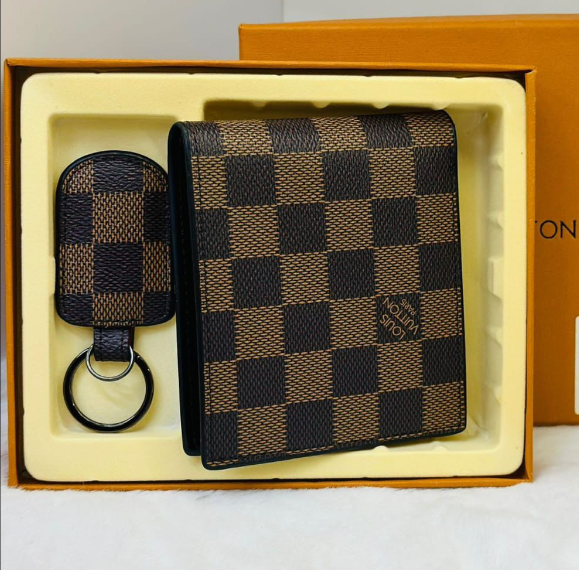 Louis Vuitton wallet gift set