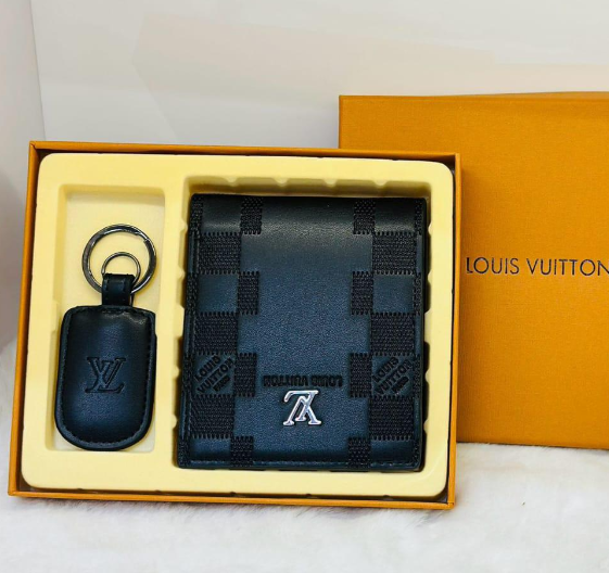 Louis Vuitton wallet gift set